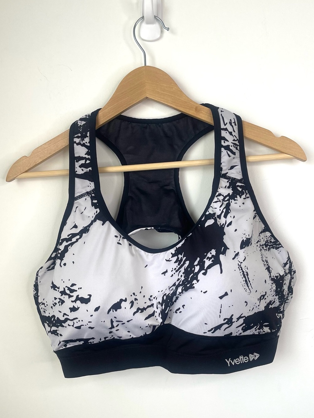 Yvette Monochrome Sports Bra size 5XL